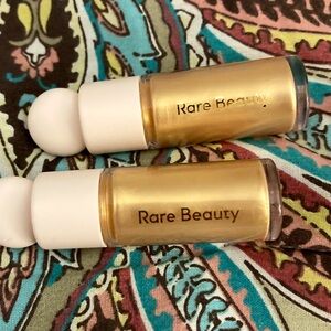 Rare Beauty Gold Radiant Highlighter in “ Outshine “